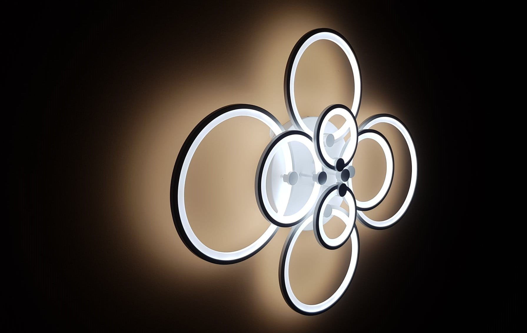 Lustra LED 232W Rings 8 photo review