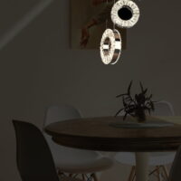 Candelabru LED cu cristale
