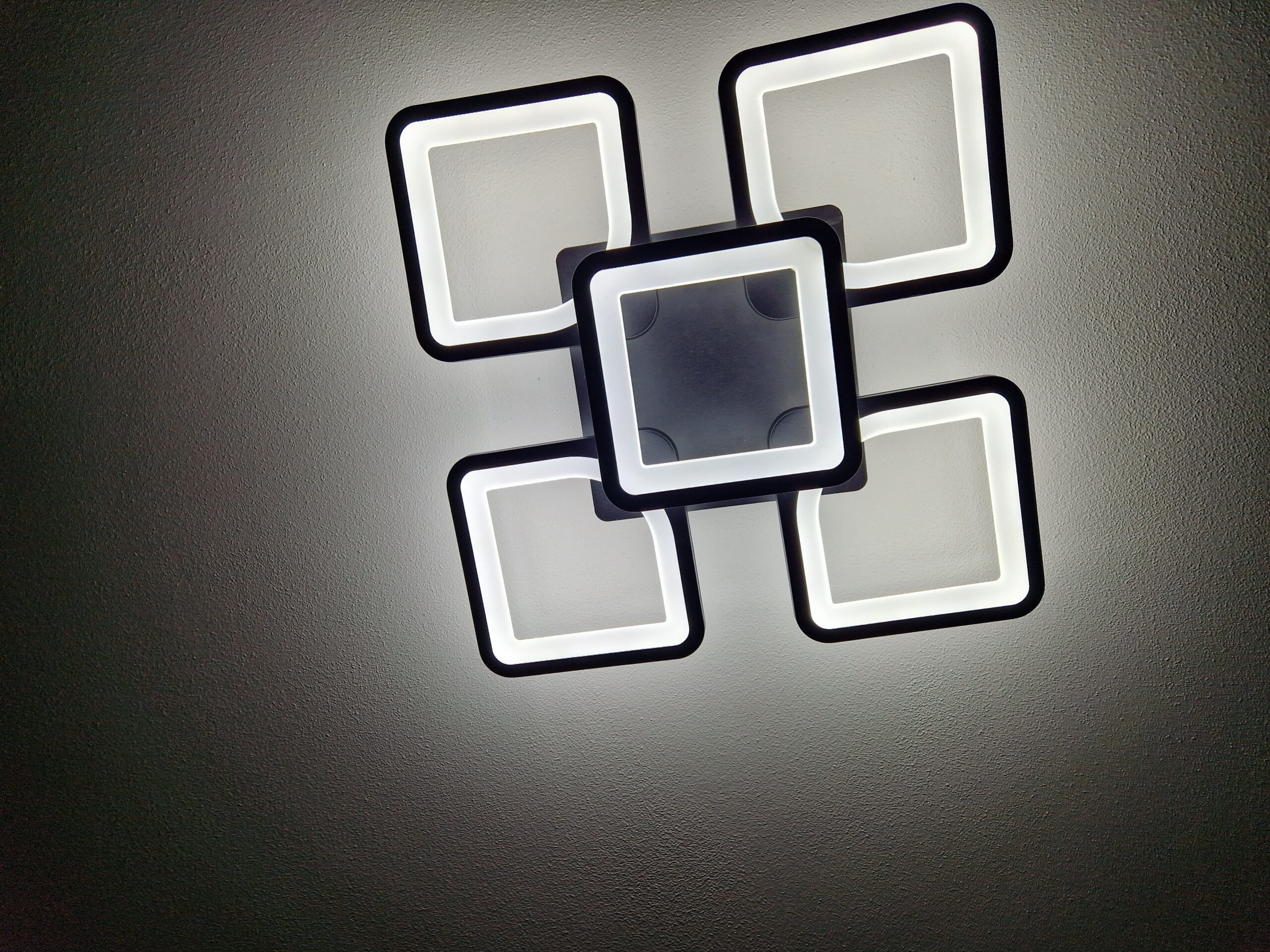 Lustra LED 120W Ceiling 5 Mini Negru, LED inclus, 5 surse de iluminare, Telecomanda, Dimabil, Lumina: Cald, Natural, Rece photo review