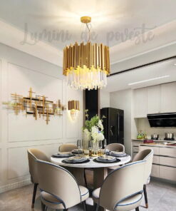 candelabru auriu cu cristale