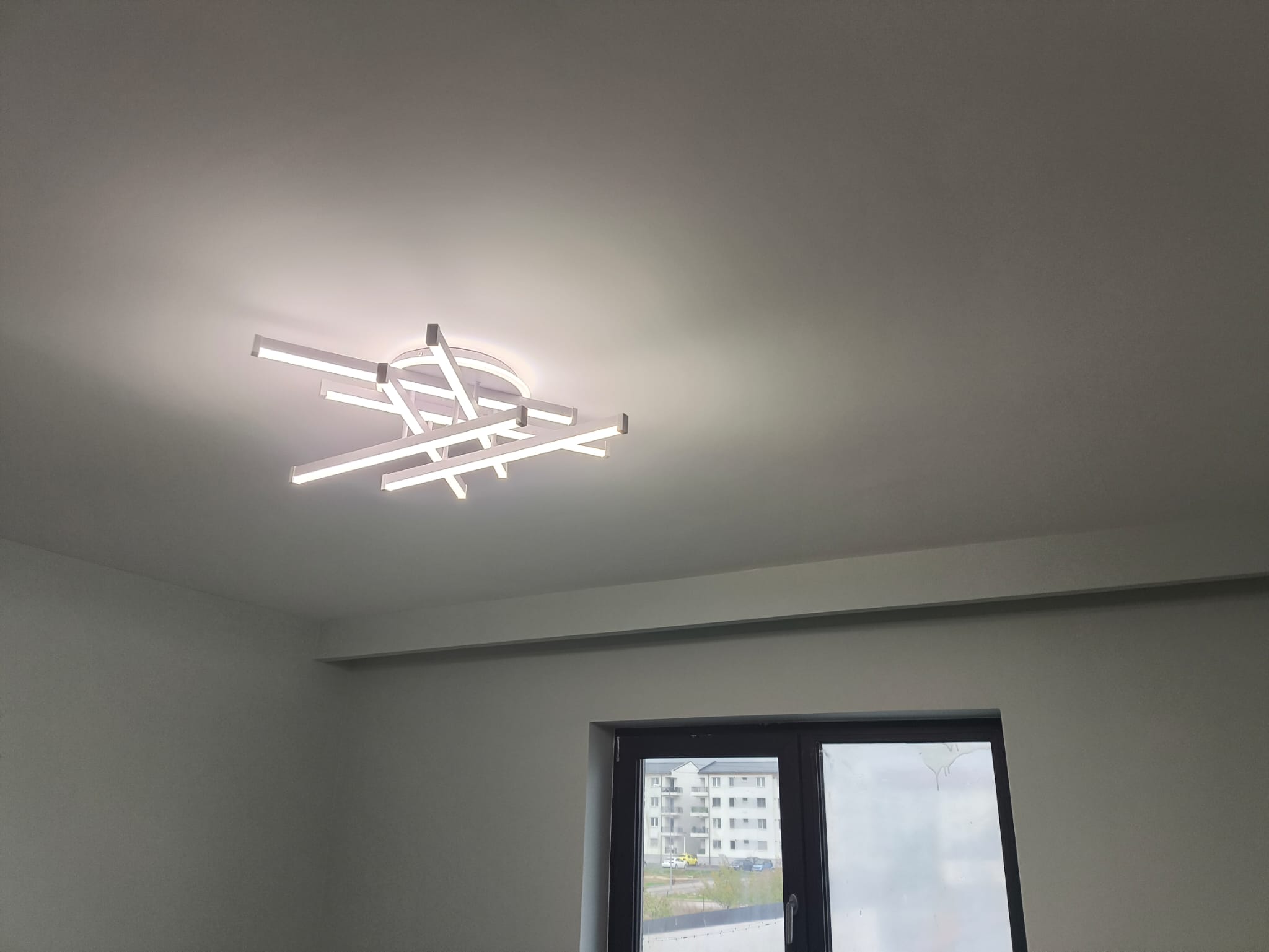 Lustra LED 160W Zig Zag Alb Rotund, Telecomanda photo review