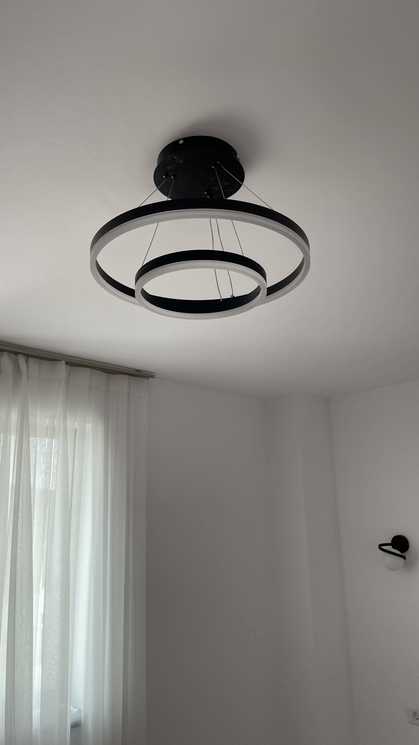 Candelabru LED 102W Minimalist 2 Black, Telecomanda photo review