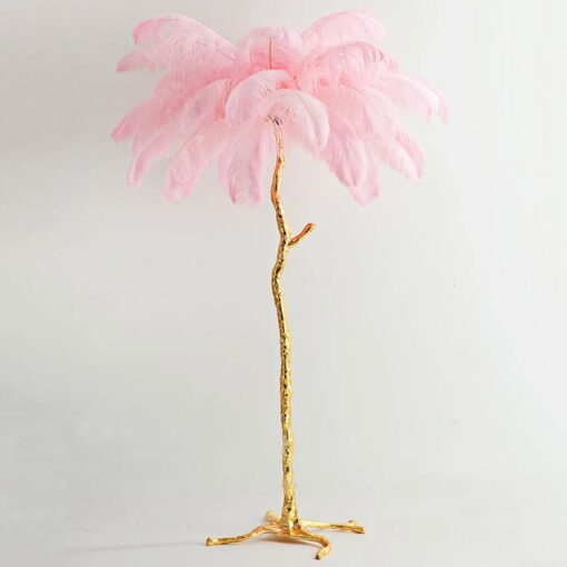 Copac decorativ cu pene de strut