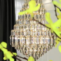 candelabru cu cristale