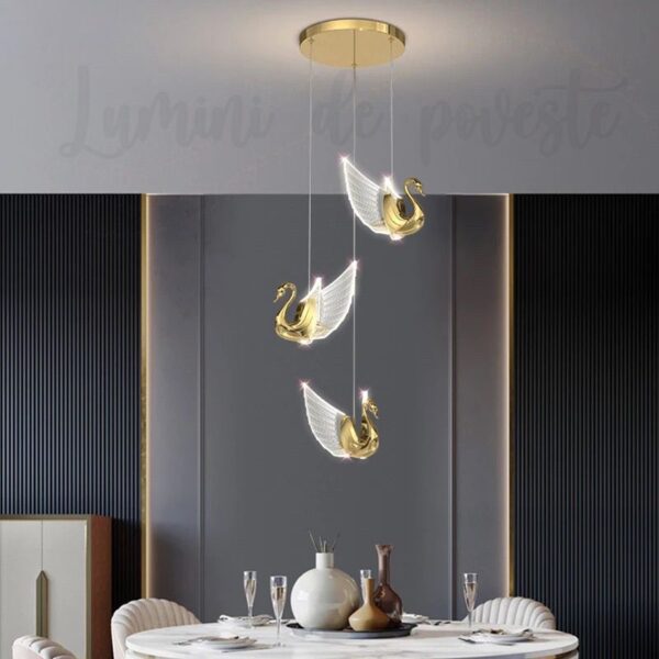 Candelabru LED Swan 3