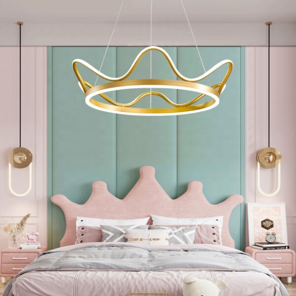 Candelabru LED Queen