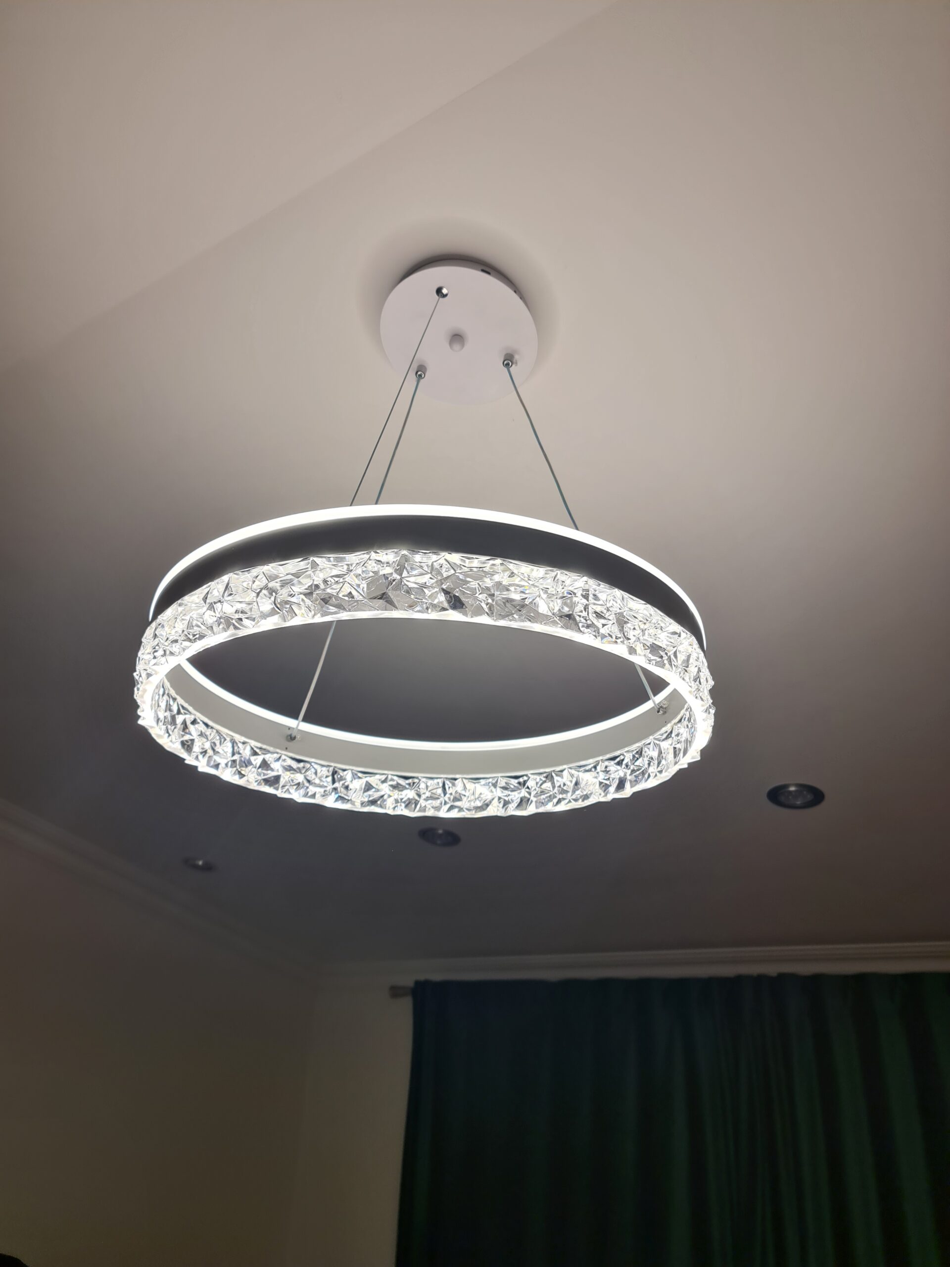 Candelabru LED 124W Minimalist 1 White Glam, LED inclus, 1 surse de iluminare, Telecomanda, Lumina: Cald, Natural, Rece photo review