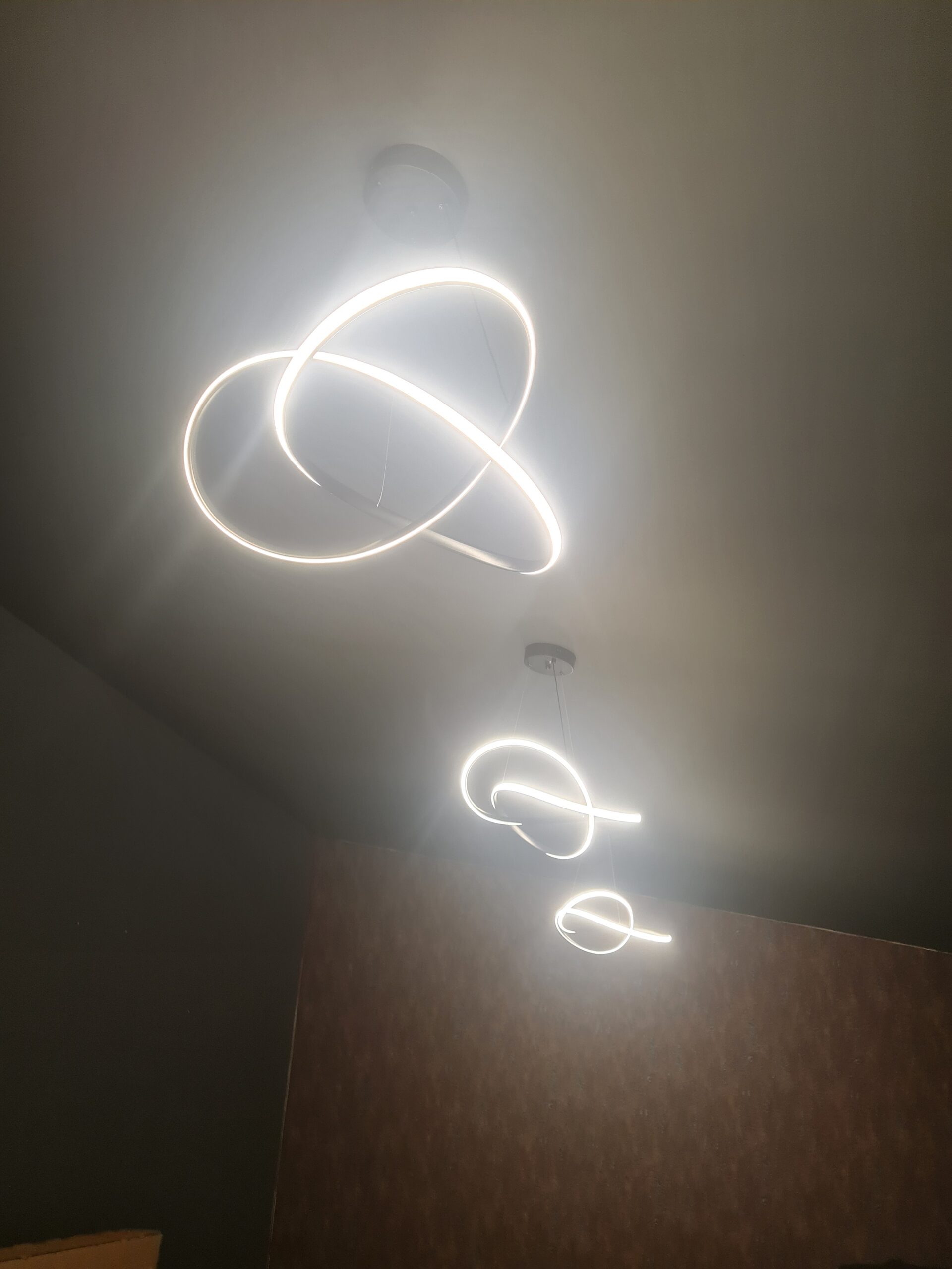 Candelabru LED 90W Infinity Black photo review