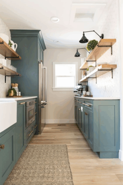 Idei pentru amenajarea unei bucatarii mici si inguste: +60 poze si sfaturi din care sa te inspiri
