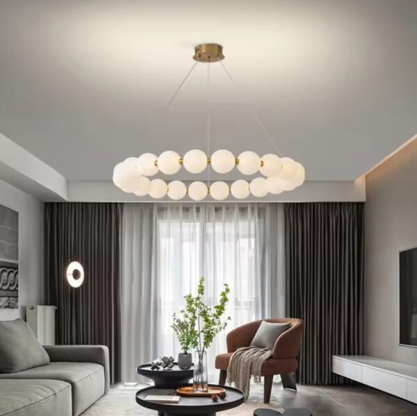candelabru pearls 600