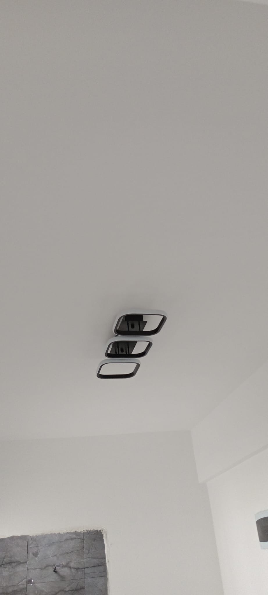 Lustra LED 72W Traditionalist Black 3, LED inclus, 3 surse de iluminare, Telecomanda, Dimabil, Lumina: Rece, Cald, Natural photo review