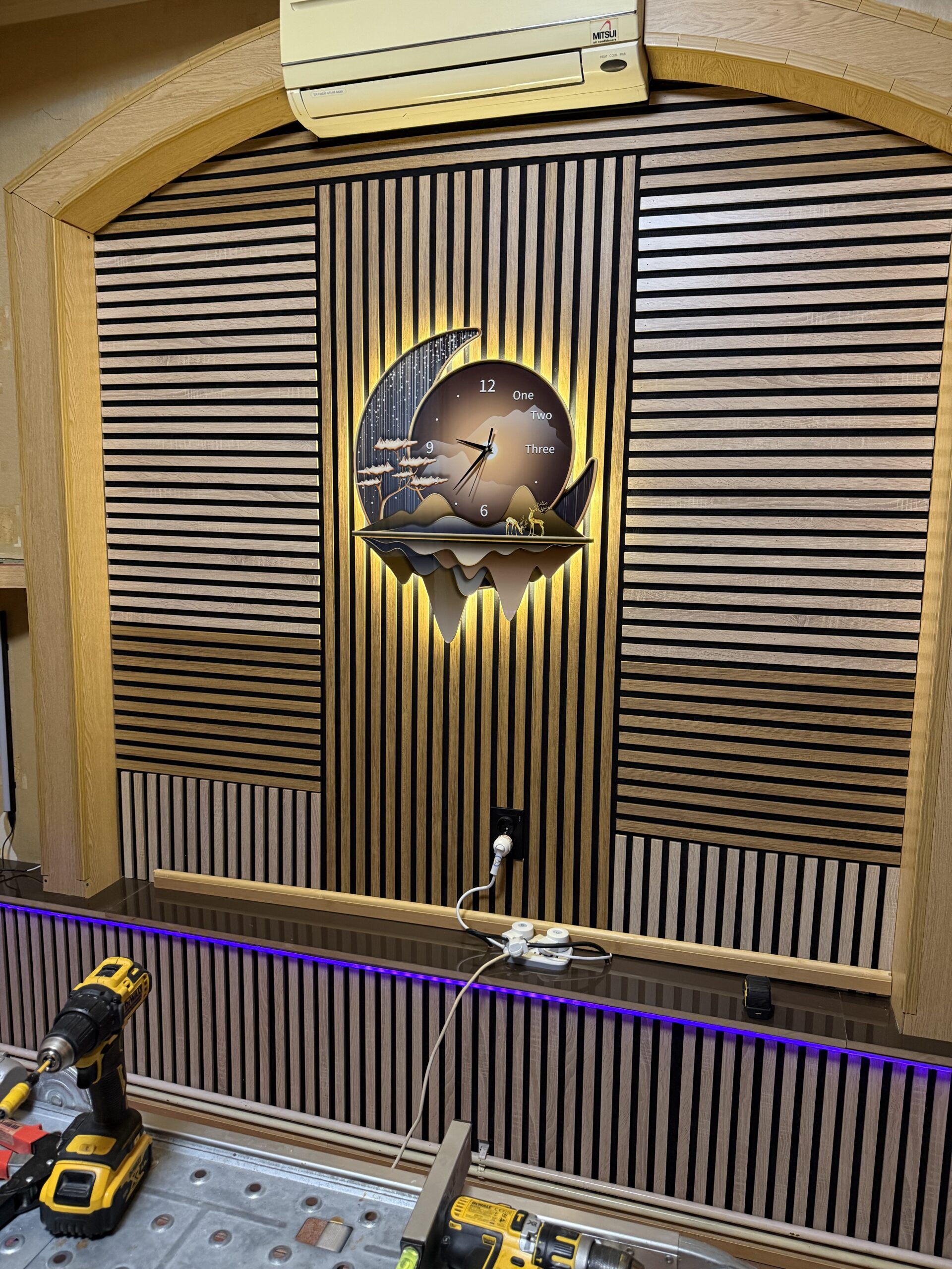 Tablou LED 15W decorativ cu ceas Golden Time, 60 cm photo review